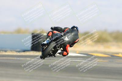 media/Jan-10-2025-CVMA Friday Practice (Fri) [[489e0da257]]/Group 4 and Trackday/Session 4 (Turn 16)/